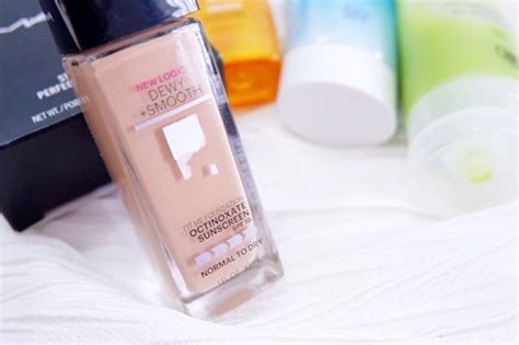 Jual Fit Me Dewy Smooth Foundation Shade Nude Beige Shopee Indonesia