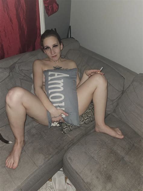 Do You See My Ass It Very Tigth Mmmh Nude Pics Xhamster