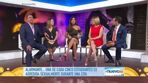 Zuleyka Rivera Hot Legs Un Nuevo Dia 03 27 17 YouTube