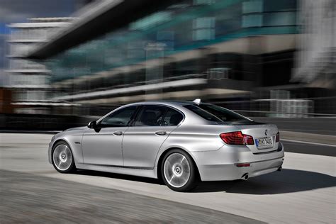 bmw  series  lci specs performance  autoevolution