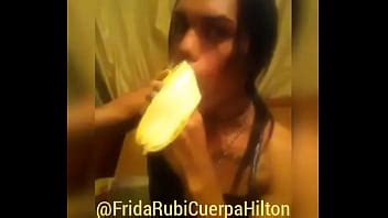 Frida Rubi Hilton ENSEÑANDO COMO ES QUE SE DEVORA TODOOOO XVIDEOS