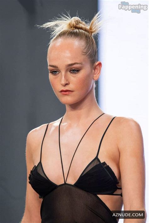 Jean Campbell Nude Sexy A Look At Her Portfolio Shoots And Fashion Shows Aznude