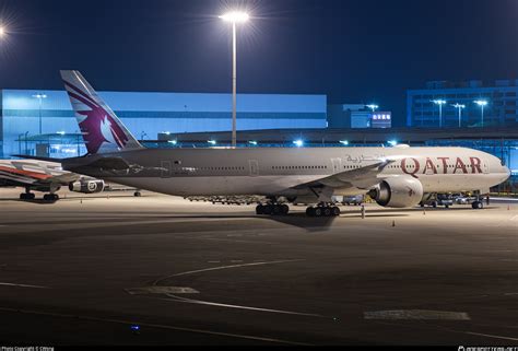 A Baz Qatar Airways Boeing Dzer Photo By Cwong Id