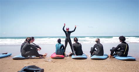 Surf instructor training | A-Frame