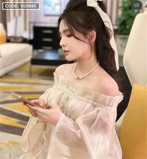 Sét Voan Nude Trễ Vai Kết Hoa Chân Váy ANN VN