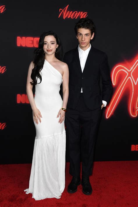 Anora A Sex Worker Tragicomedy Wins Best Picture At Oscars