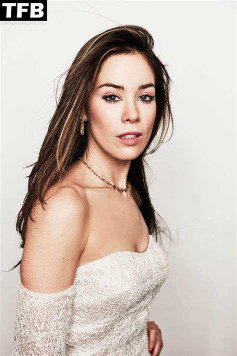 Roxanne Mckee Nude Fappening