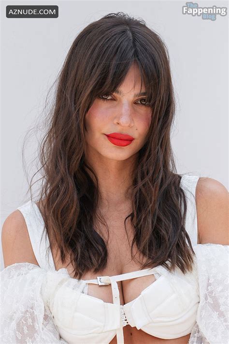 Emily Ratajkowski Sizzles In Sexy White Lingerie At The Jacquemus Show