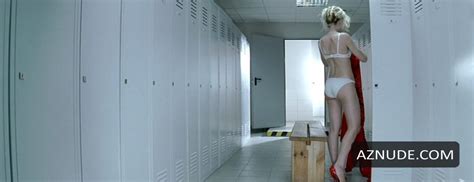 MARIETA ZUKOWSKA Nude AZNude