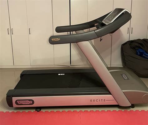 Inserat Technogym Run Excite 500 LED Lieferung Kostenlos