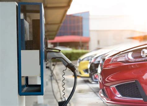 Ev Growth Restricted By Lack Of Public Charge Points Report Claims