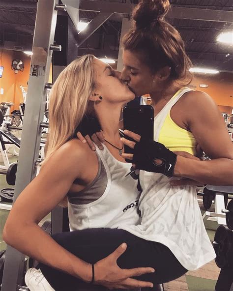 Pin By Kay On 2023 In 2023 Cute Lesbian Couples Lesbians Kissing