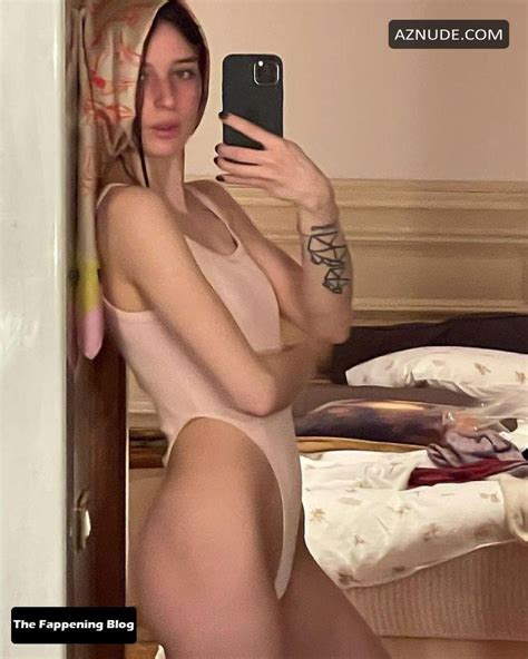 Alice Pagani Nude And Sexy Photos Collection AZNude