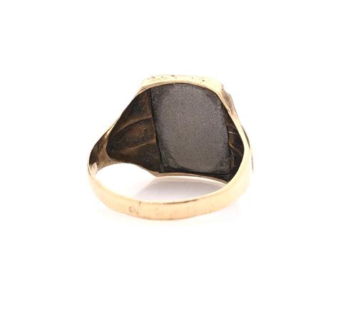 Lot Vintage K Yellow Gold Hematite Intaglio Ring