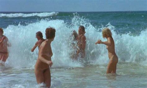 Naked Annie Girardot In Traitement De Choc