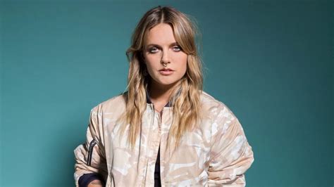 Tove Lo Disco Tits YouTube