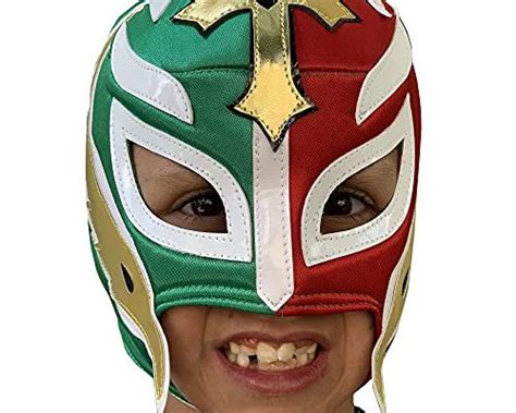 Top 10 Best Rey Mysterio Mask For Kids Reviewed & Rated In 2022 ...