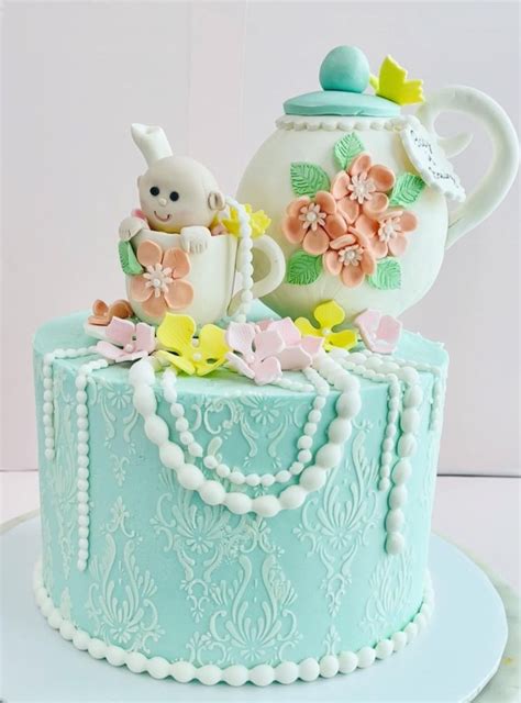 art  design creating stunning custom birthday cakes