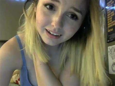 Paitynr Se Pussy Fingering In Cam Recording