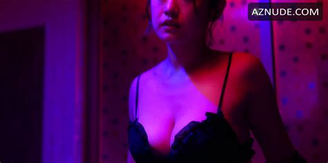 Puff Kuo Nude Aznude