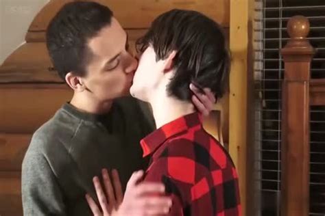 Free British Gay Male Videos At Boy Tube