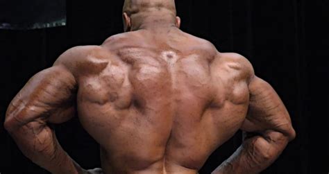 Close Grip Lat Pulldown: Techniques, Benefits, and Variations