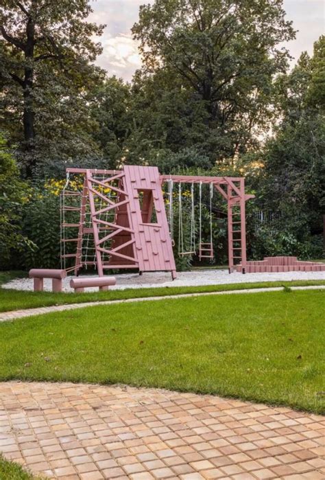 Детская площадка в саду домик для ребёнка | Площадка, Сад, Домики