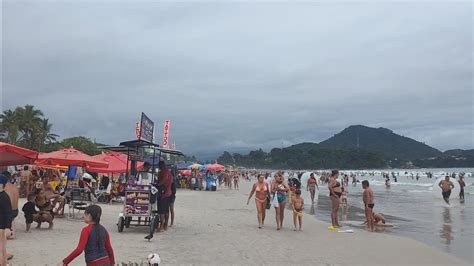 Vejam como está o movimento na praia grande em Ubatuba SP nessa tarde