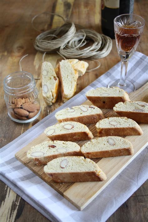 Cantucci Toscani Rubrica Biscotti Dal Mondo La Tavola Imbandita