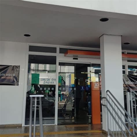 Sex Education Netflix Distribuiu Cupcakes Em Formato De Vagina Mar Lia Not Cia