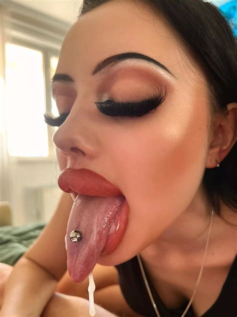 Cum On My Long Tongue Nudes Cumontongue NUDE PICS ORG