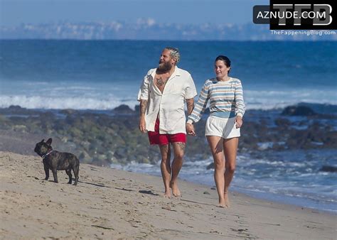 Sarah Brady Sexy Seen Flaunting Her Hot Bikini Body At The Beach With Jonah Hill Aznude