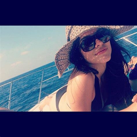 Naked Flor Veliz Added By Pepelepu