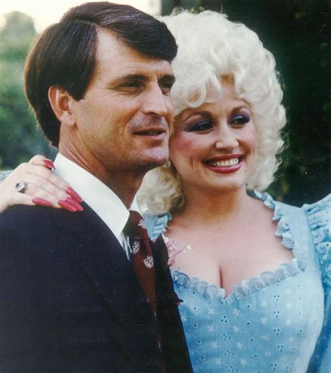 Everything you wanted to know about the elusive dolly parton husband 8