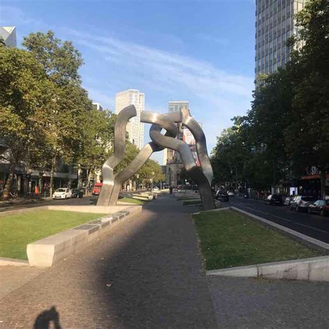 Berlin Kurfürstendamm Walk On Sunday Trail Germany Pacer