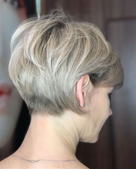 50 Wonderful Short Haircuts For Women Over 60 Artofit