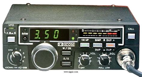 RigPix Database - Icom - IC-35