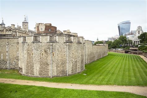 Top 10 most popular haunted tourist attractions in the UK for 2021