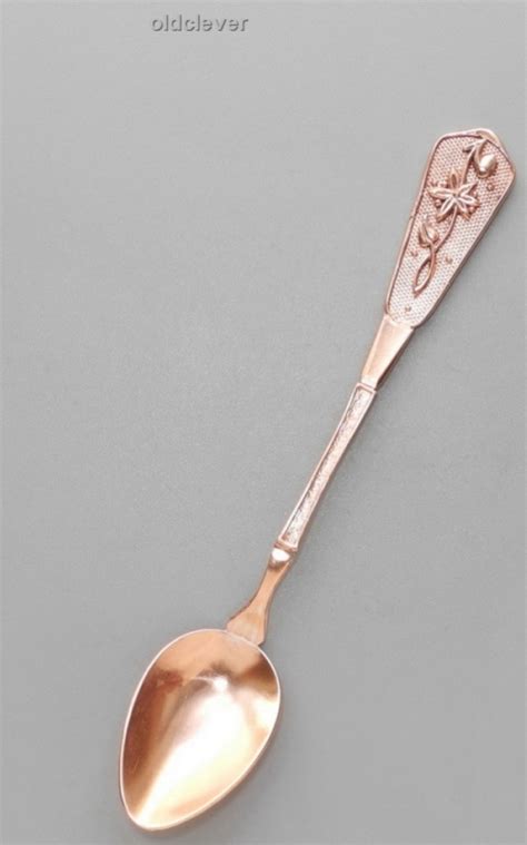 Медные столовые ложки, медная чайная ложка, медная вилка, медный нож ...