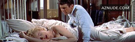 BUS STOP NUDE SCENES AZNude