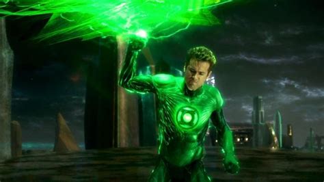 The Ring Of Hal Jordan Green Lantern Ryan Reynolds In Green Lantern