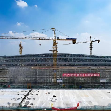 Cost-Effective Long-Span Lightweight Space Frame Steel Structure Roof