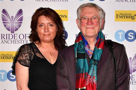 Slade S Noddy Holder Was Given Six Months To Live His Wife Explains