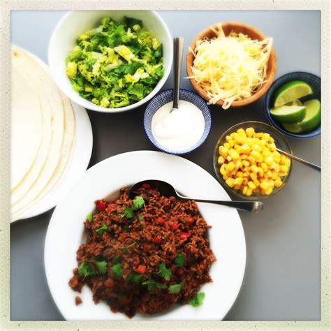 Easy Family Dinner Recipes Ready in Less Than 30 Minutes - Daisies & Pie