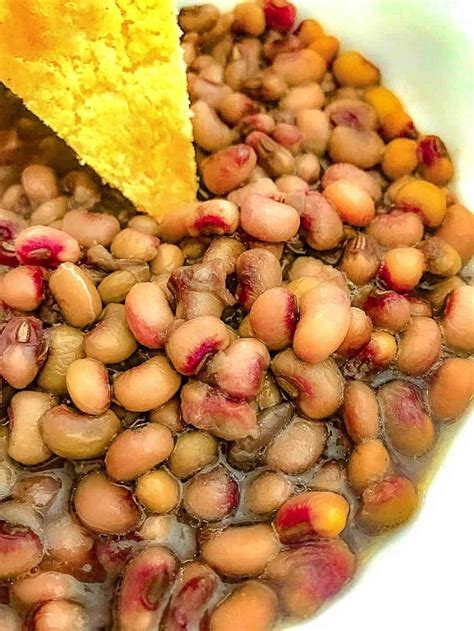 How To Cook And Season Southern Purple Hull Peas Fresh Purple Hull