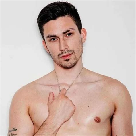 Muscle Hunk Movers Take Fuck Break Wt Big Cocked Client Xhamster