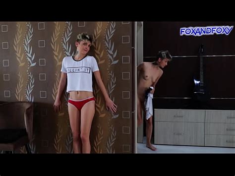 Vecino Se Folla A Dos Chicas Por El Culo Y No Entiende Que Son Chicas Diferentes Xvideos