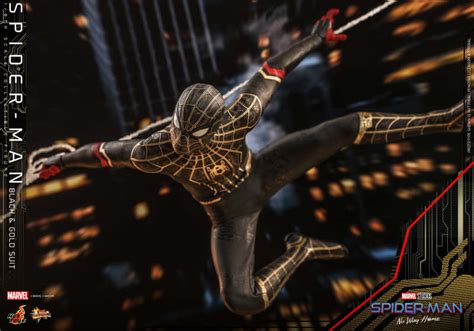 Hot Toys Spider Man Black Gold Suit