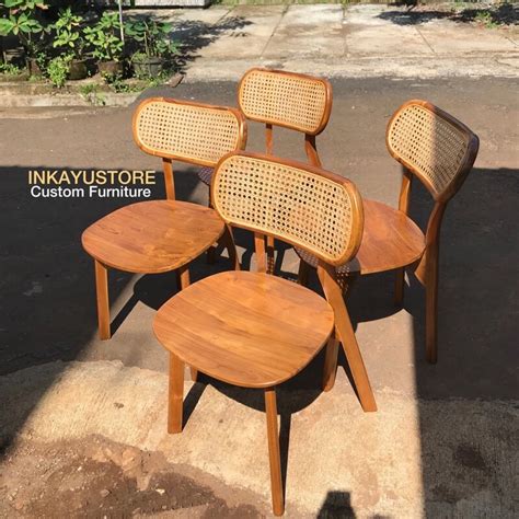 Jual KURSI CAFE KAYU JATI SOLID MIX ANYAMAN ROTAN KURSI MAKAN KACANG