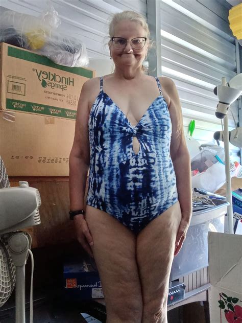 Lilacs Swimsuits Nude Pics Xhamster